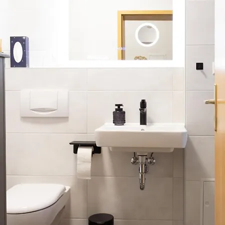 Bergmann Für 2 Gäste 45 M2 - Direkt Im Zentrum Apartment *